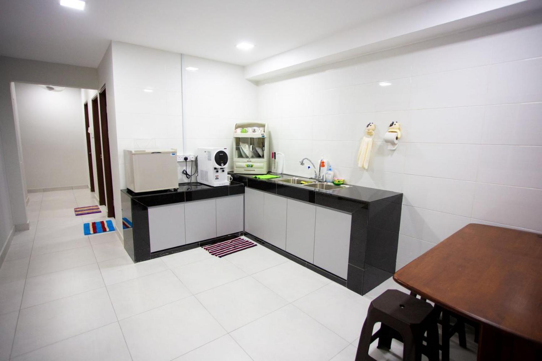 Hom2Rex Kuching Homestay Taman Timberland Exteriér fotografie