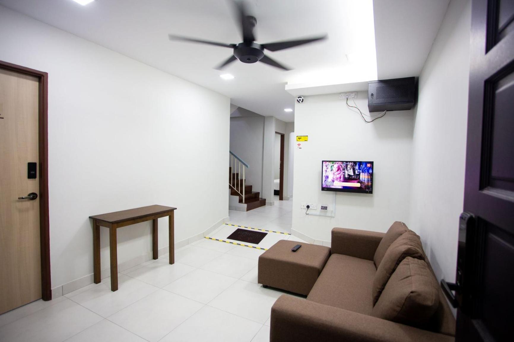 Hom2Rex Kuching Homestay Taman Timberland Exteriér fotografie